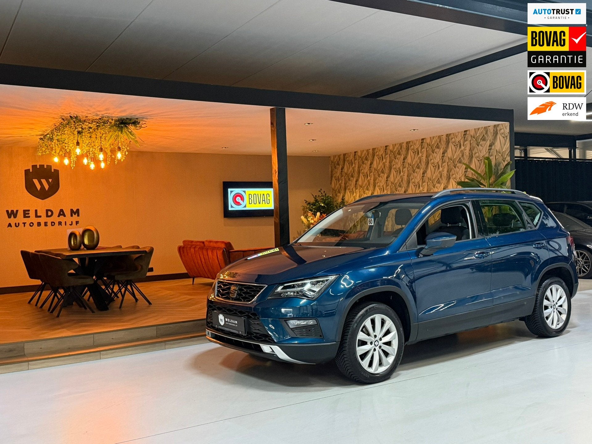 SEAT Ateca 1.0 EcoTSI Style Edition|Lava Blue|Dealer Onderho, Auto's, Voorwielaandrijving, Dealer onderhouden, Gebruikt, Met garantie (alle)