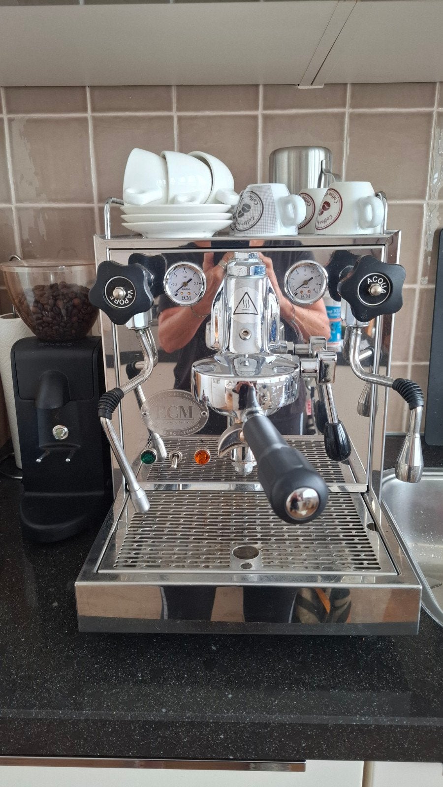 ECM Espressomachine met bonenmaler en accessoires, Witgoed en Apparatuur, Ophalen, Espresso apparaat, 10 kopjes of meer, Refurbished