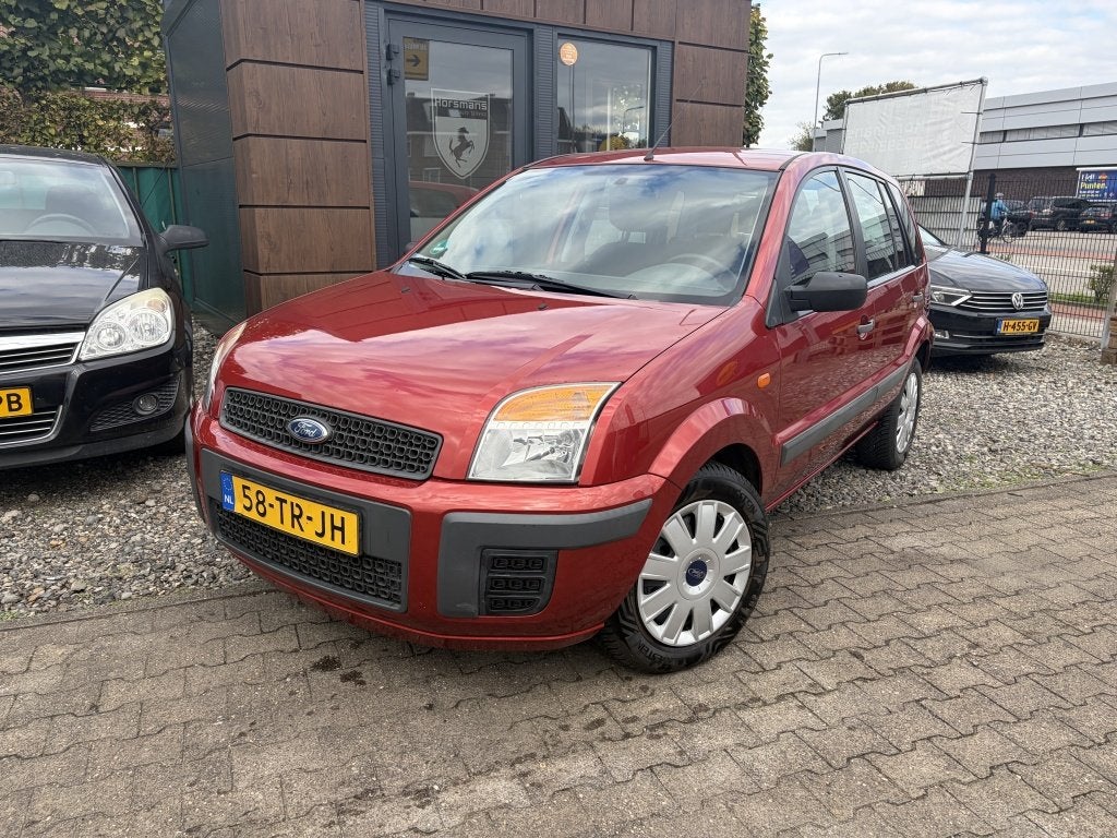 Ford Fusion 1.4-16V Champion, 15 km/l, Gebruikt, Elektrische ramen, 49 €/maand