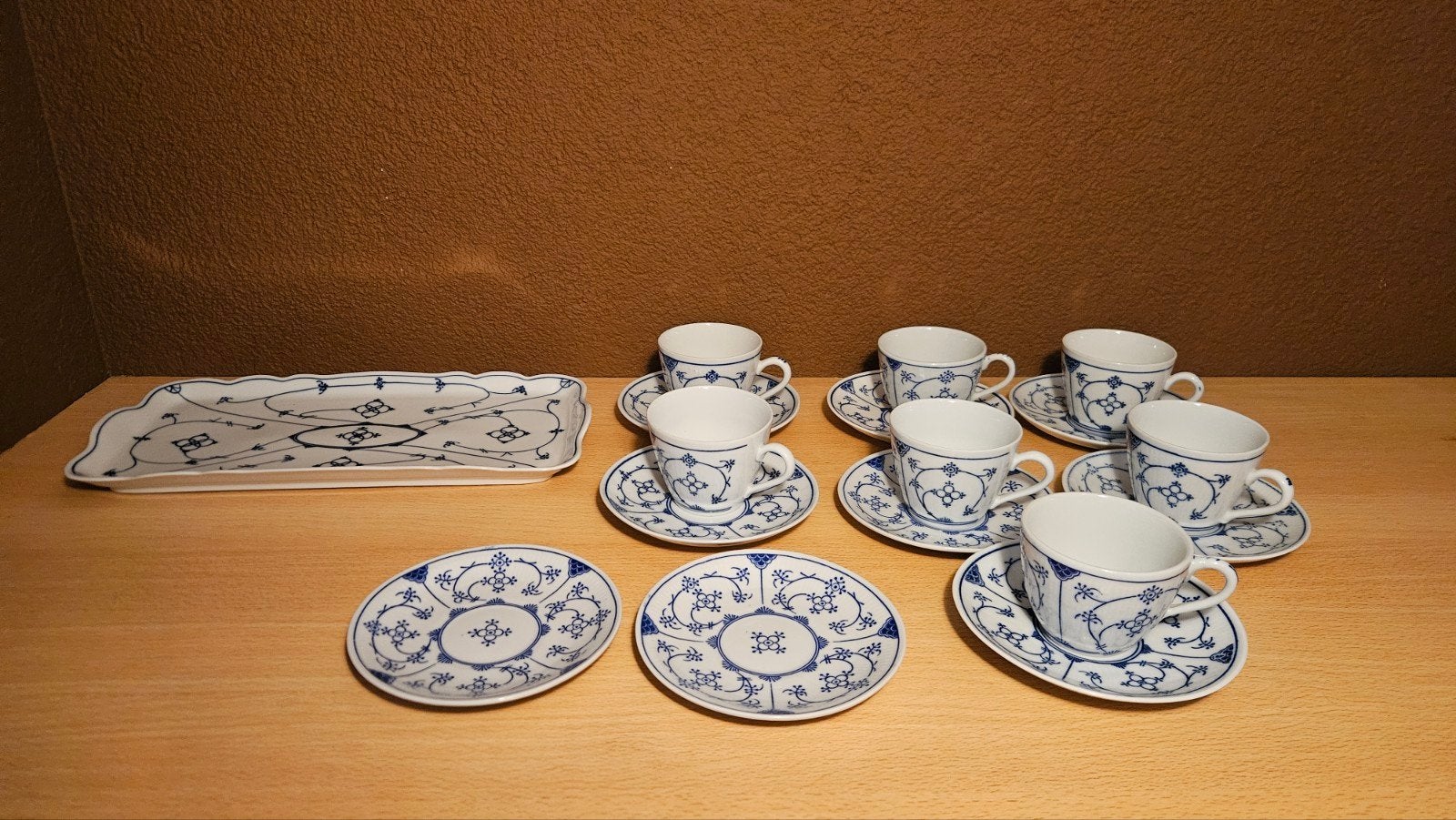 Vintage Blauw Saks Servies 7 Kopjes, 9 Schotels, Cakeschaal, Ophalen of Verzenden, Porselein, Overige stijlen, Kop(pen) en/of Schotel(s)
