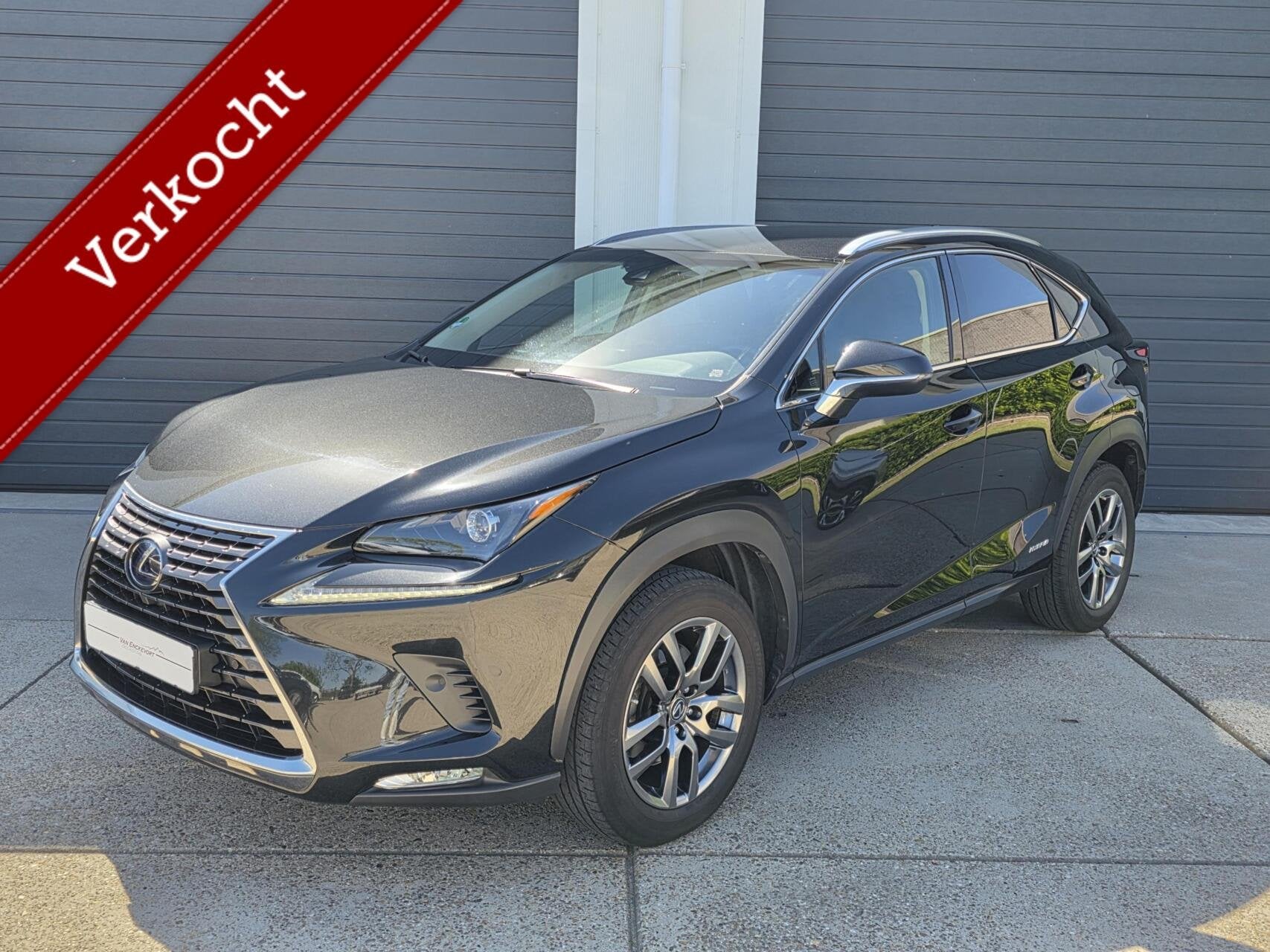 Lexus NX 300h AWD Luxury LINE IN NIEUWSTAAT, Automaat, Gebruikt, Zwart, Leder