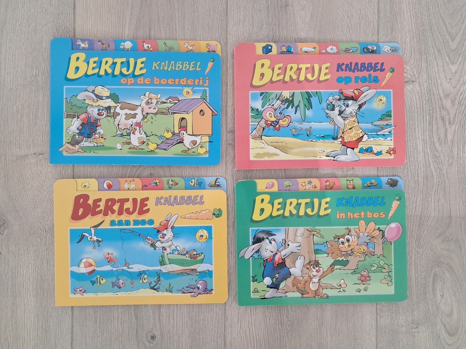 4x boek Bertje Knabbel, Boeken, Ophalen of Verzenden, Zo goed als nieuw