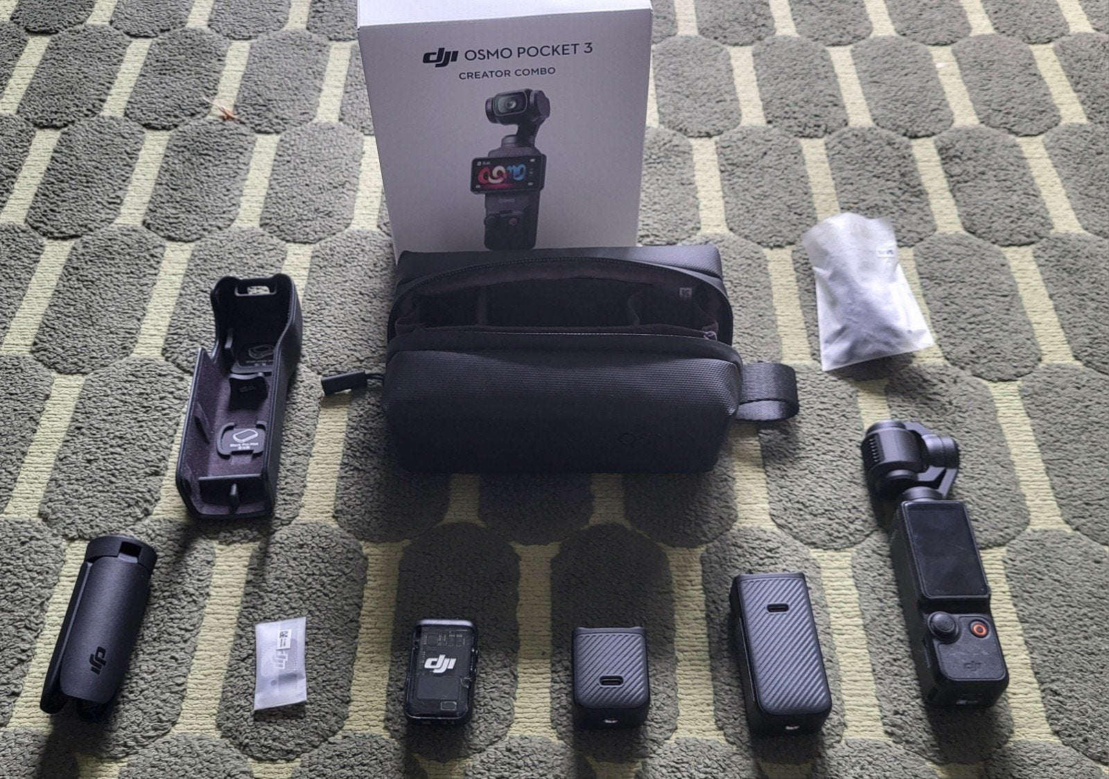DJI Osmo Pocket 3 Creator Combo - Zo goed als nieuw, Overige merken, Overige soorten, Zo goed als nieuw, Ophalen of Verzenden