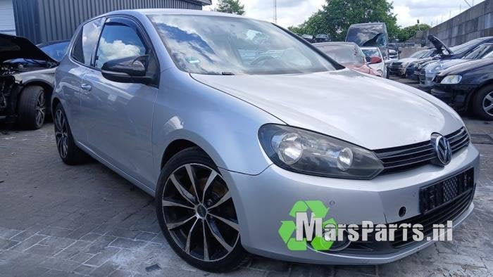 Subframe van een Volkswagen Golf, Auto-onderdelen, Gebruikt, -, Volkswagen, -