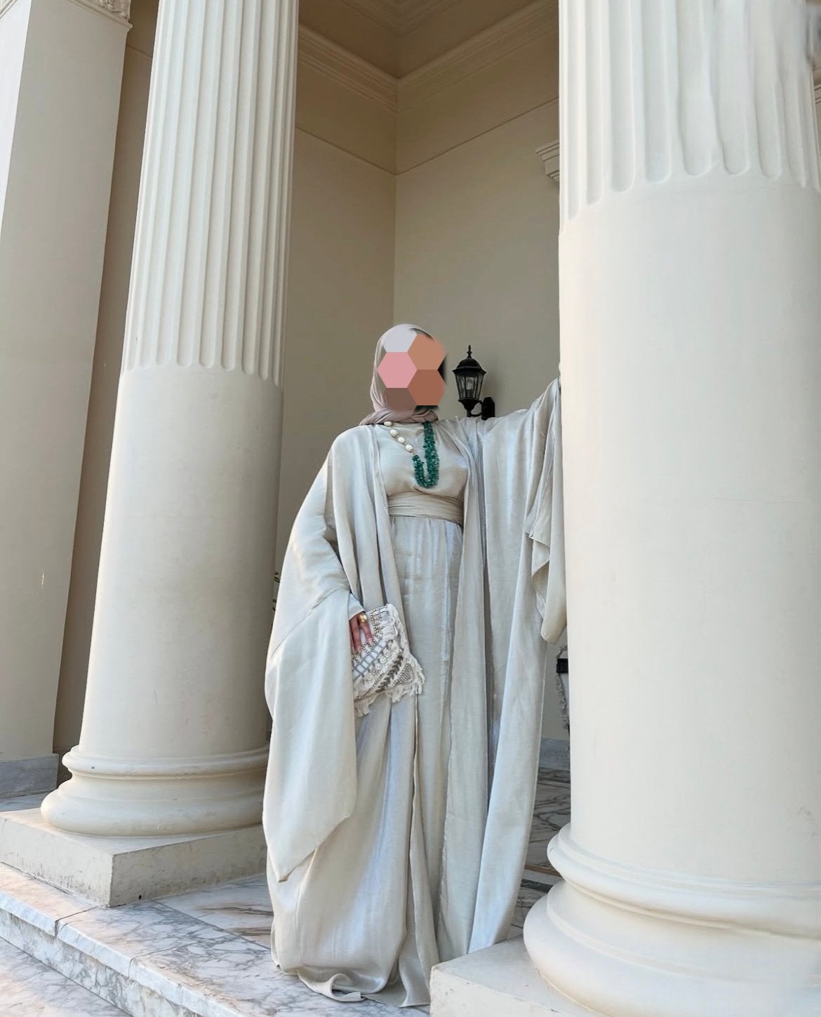 Elegance Duo Abaya & Caftan, Kleding | Dames, Jurken, Nieuw, Maat 36 (S), Beige, Onder de knie, Ophalen of Verzenden
