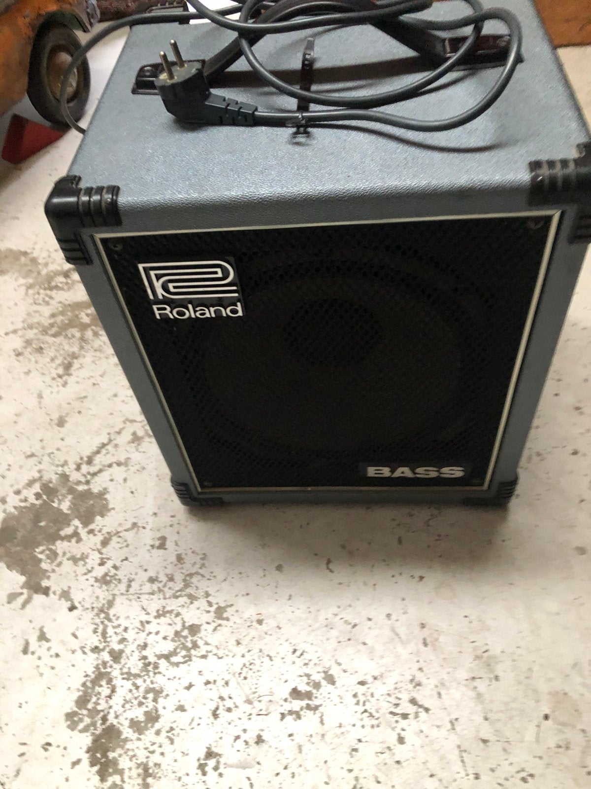 Roland Cube 60 Bass, Muziek en Instrumenten, Versterkers | Bas en Gitaar, Ophalen of Verzenden, Gebruikt, Basgitaar, Minder dan 50 watt