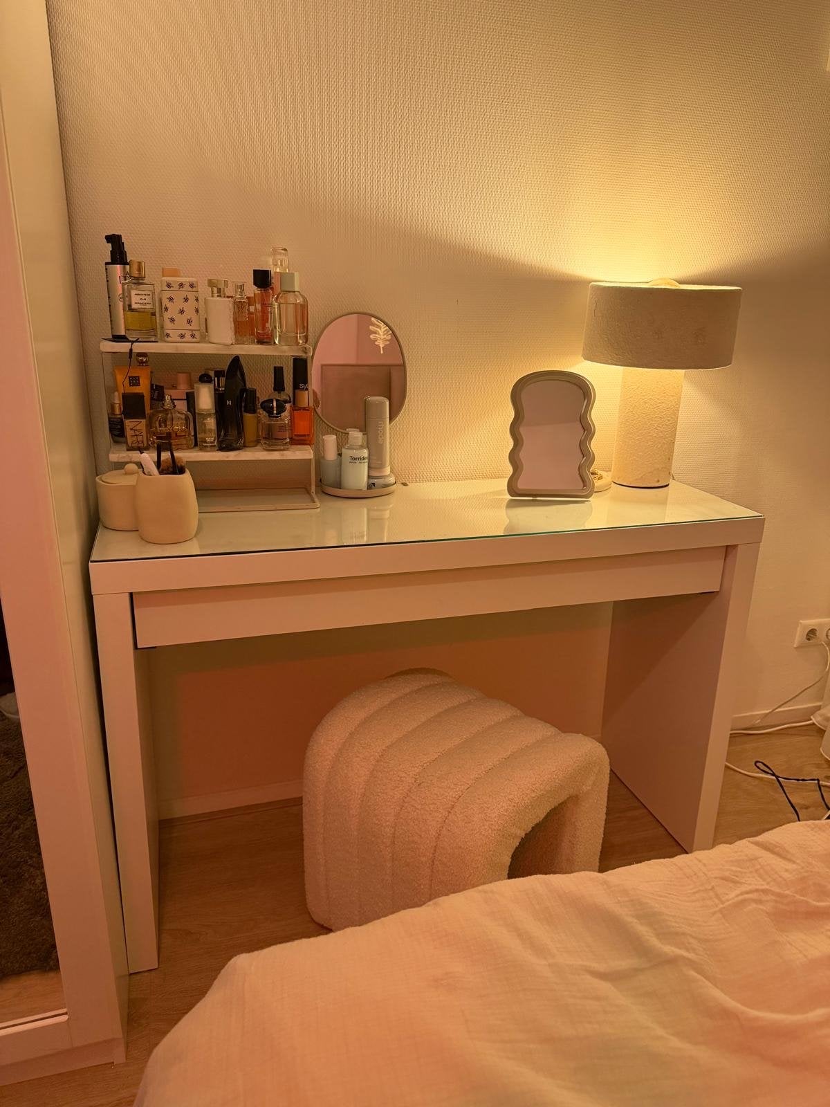 Ikea make-up tafel met stoeltje Kwantum, Gebruikt, 100 tot 150 cm, Ophalen of Verzenden, Minder dan 100 cm