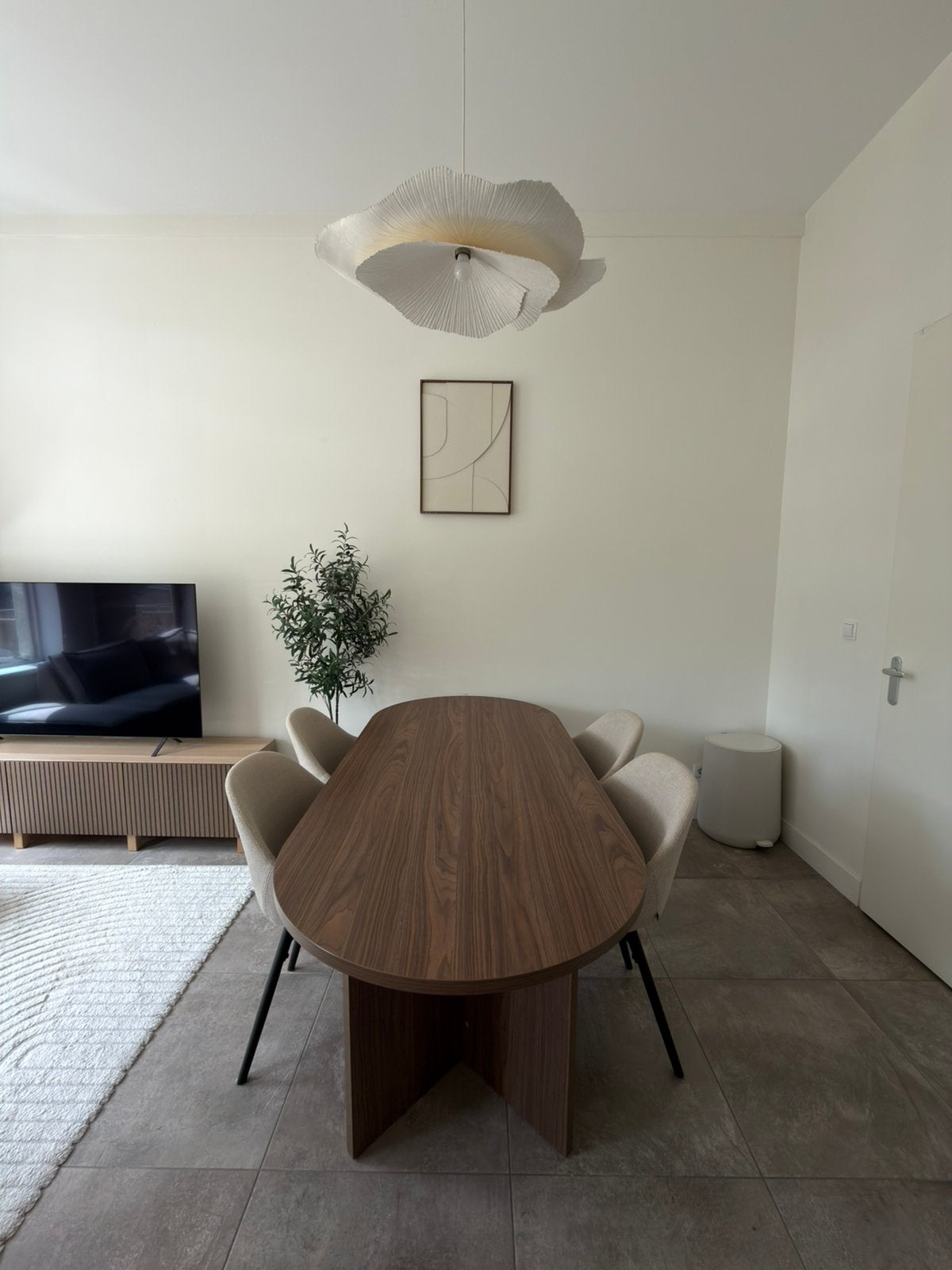 Tafel walnoot bruin, Ophalen, 50 tot 100 cm, Zo goed als nieuw, 150 tot 200 cm