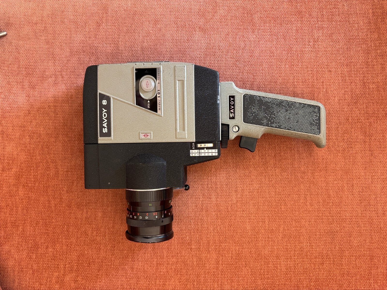 Vintage Savoy 8mm Filmcamera - Klassieke Filmervaring, Audio, Tv en Foto, Videocamera's Analoog, Ophalen, 8mm, Camera