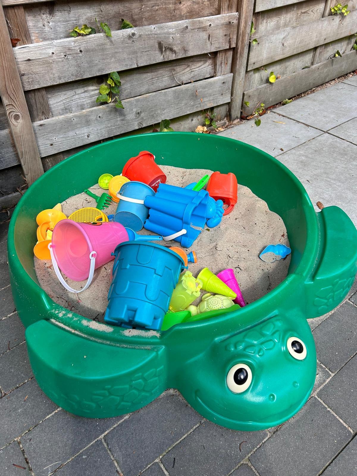 Little tikes schildpad zandbak, Kinderen en Baby's, Speelgoed | Buiten | Zandbakken, Ophalen, Zo goed als nieuw