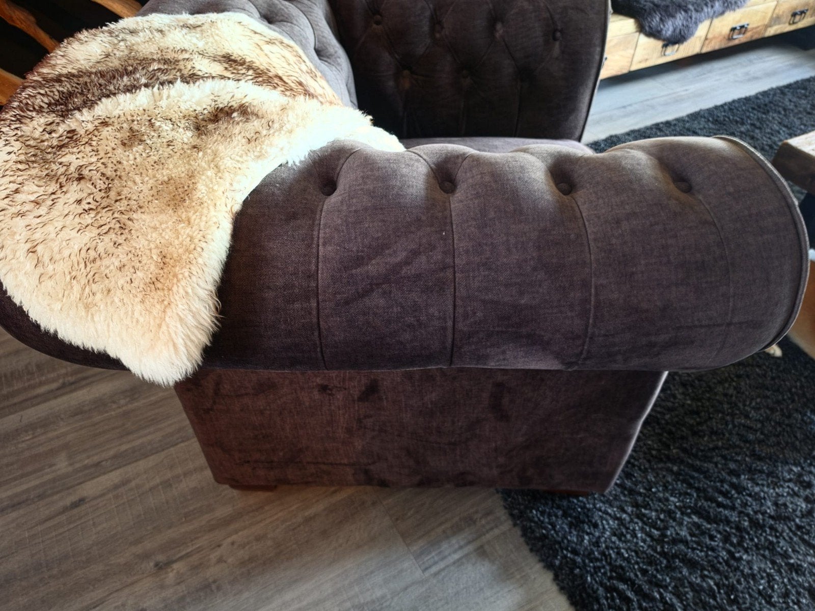 Stijlvolle Chesterfield fauteuil - Donkerbruin, Ophalen, Gebruikt, Chesterfield, 75 tot 100 cm