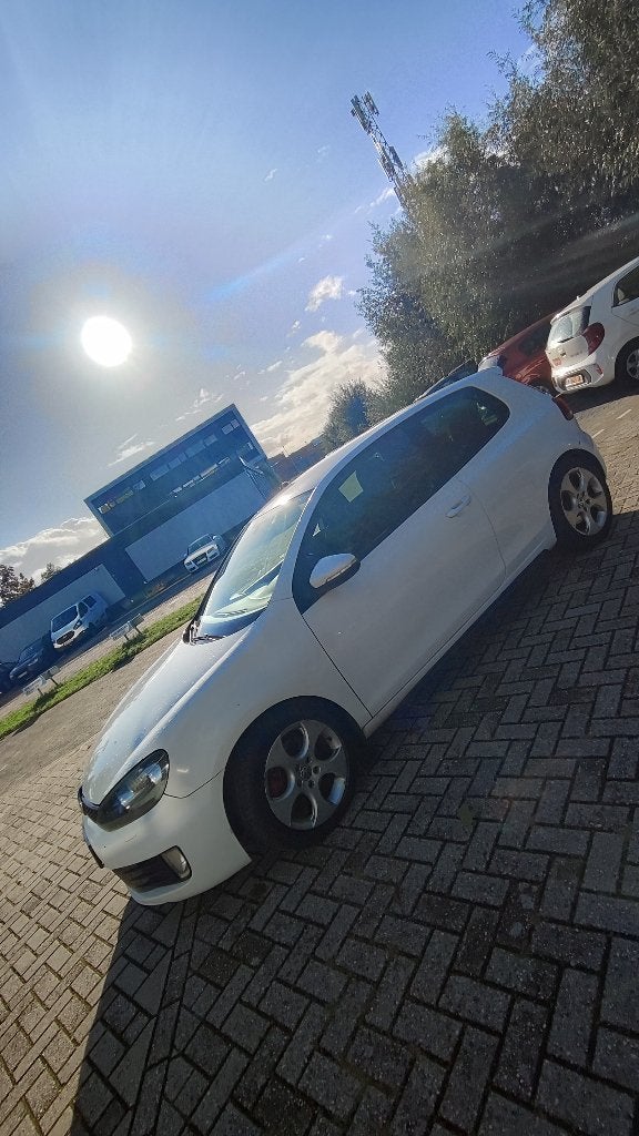 Volkswagen Golf 2.0 GTI 155KW DSG 2010 Wit, Auto's, 4 cilinders, Wit, 1314 kg, 211 pk
