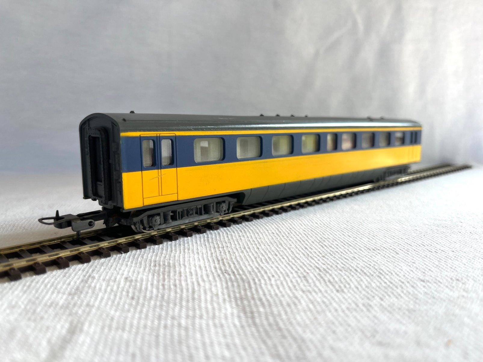 Lima NS ‘Mat 54 intercity tussenrijtuig H0, Hobby en Vrije tijd, Modeltreinen | H0, Gebruikt, Gelijkstroom of Wisselstroom, Wagon