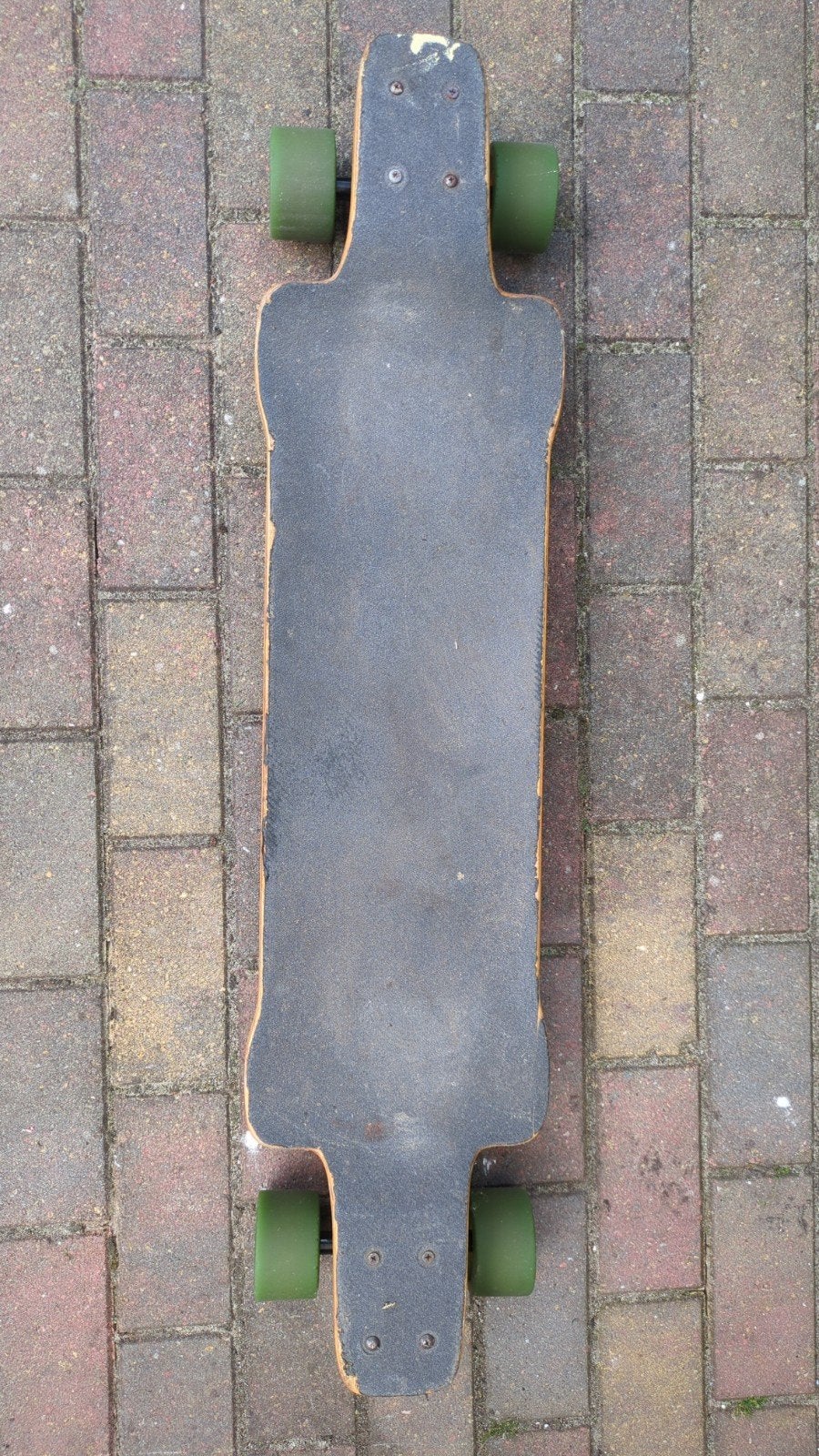 Longboard Larry The Pusher 2012 met Paris Trucks, Sport en Fitness, Skateboarden, Ophalen, Gebruikt, Skateboard, Longboard