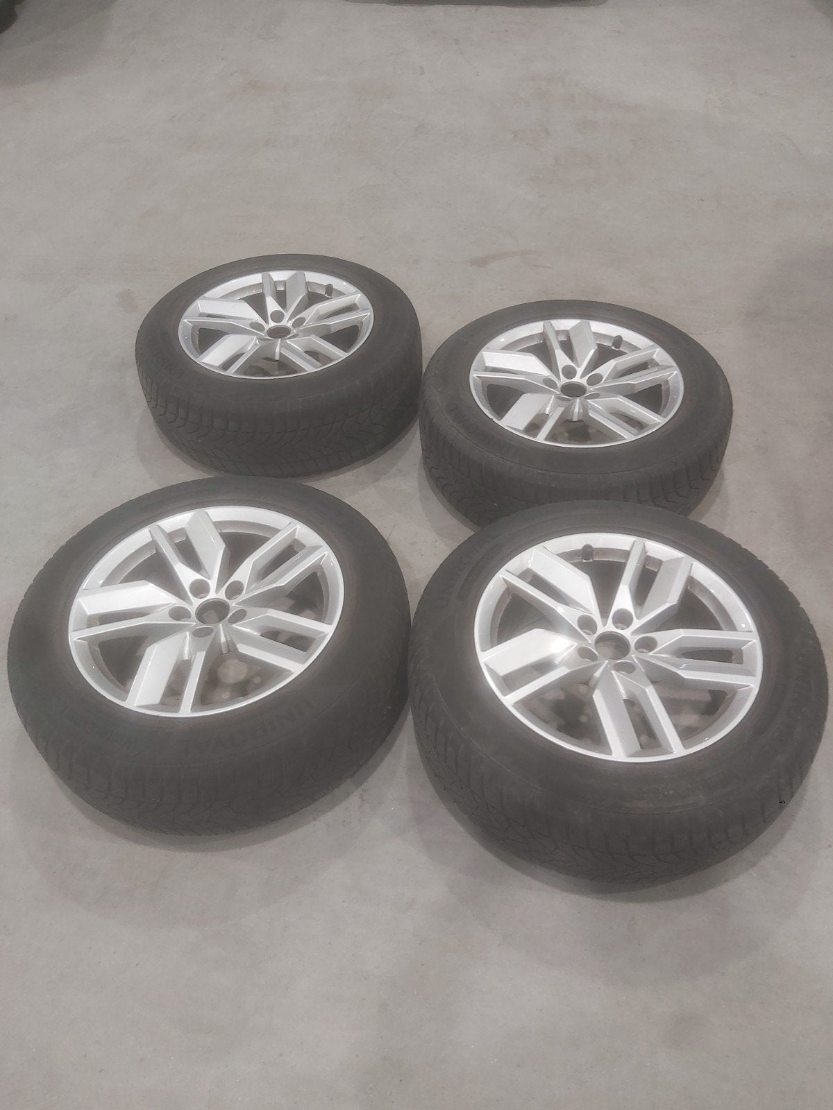 Audi Q5 18 inch velgen+ winterbanden, Ophalen, 18 inch, Banden en Velgen, Winterbanden