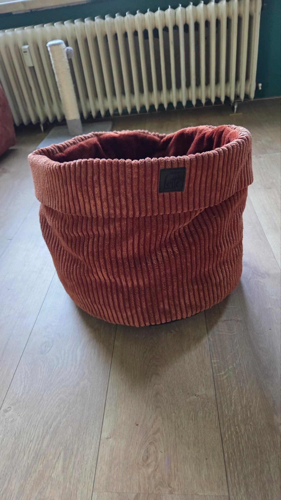 Kattenmand Designed by Lotte, Dieren en Toebehoren, Kattenmanden, Ophalen of Verzenden, Nieuw, Pluche