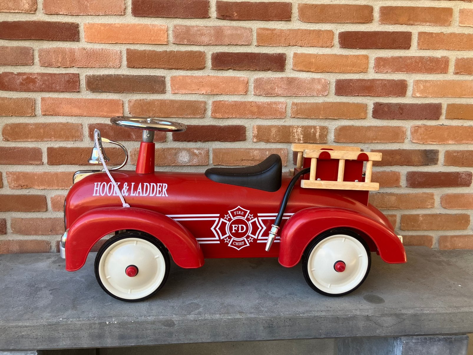 Metalen retro brandweer loopauto np €100 ZGAN Hook&Ladder, Ophalen, Zo goed als nieuw, Loopvoertuig