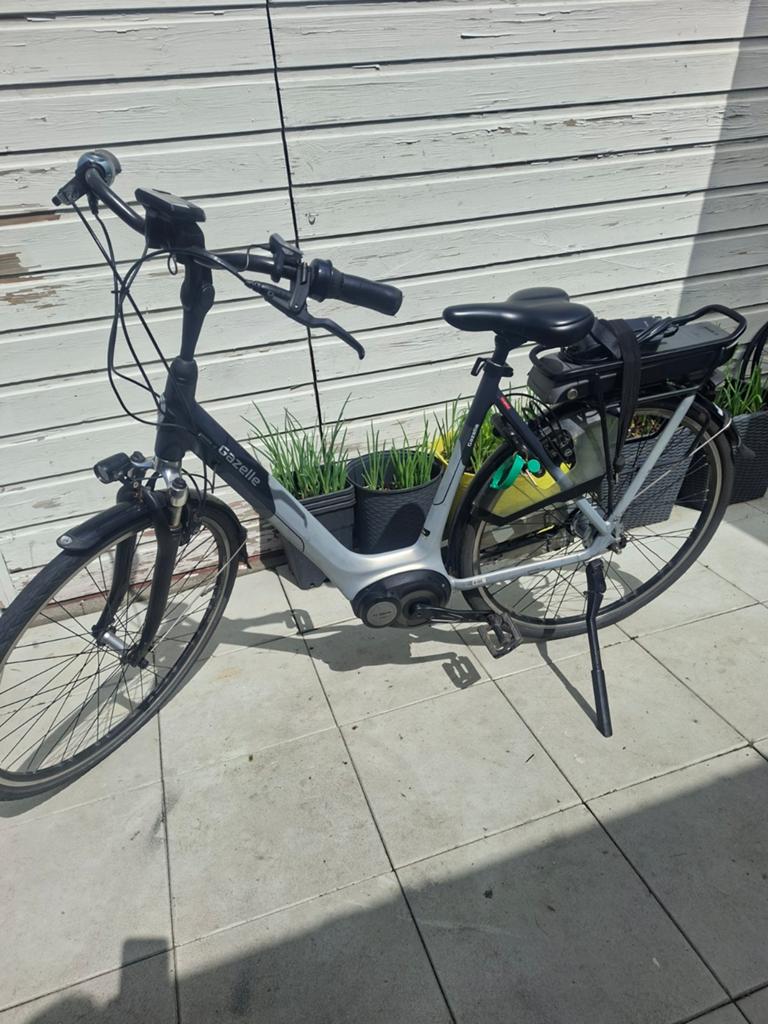 Izgst gazelle grenoble c7 elektrische damesfiets met Bosch m, Fietsen en Brommers, Fietsen | Dames | Damesfietsen, Ophalen, Zo goed als nieuw
