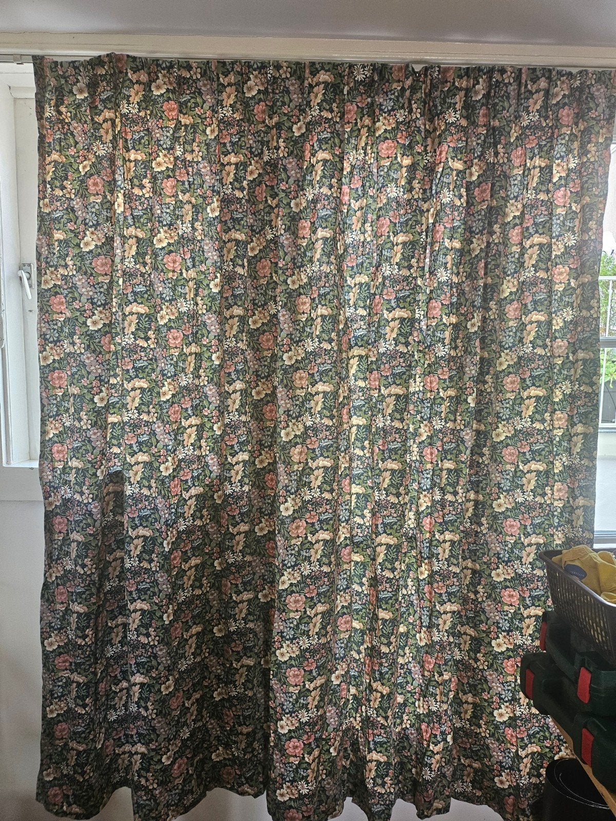 bloemengordijn, 170b x 200l, Huis en Inrichting, Ophalen of Verzenden, 200 cm, Gordijn, Katoen