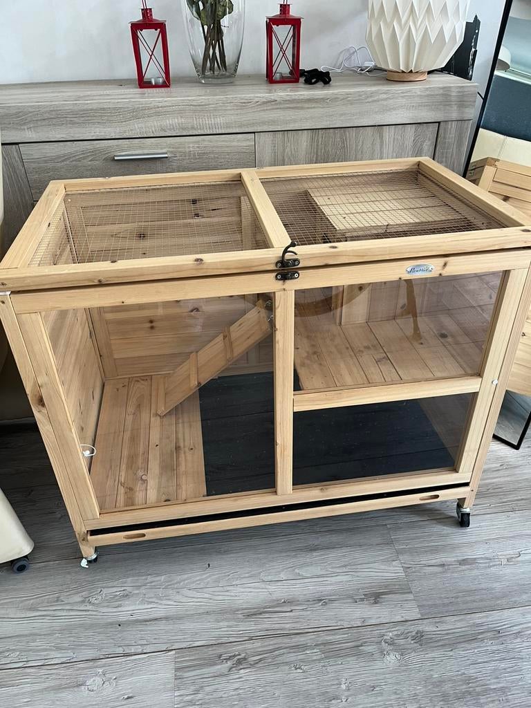 konijnen hok met uitschuifbare lade, Ophalen, 110 cm of meer, Zo goed als nieuw, 90 cm of meer