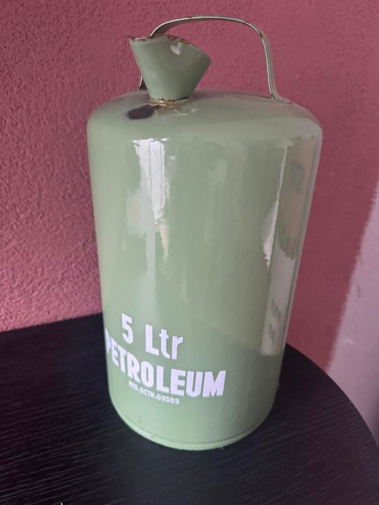Oude petroleumkan 5 liter – groen –  vintage decoratie, Antiek en Kunst, Antiek | Emaille, Ophalen of Verzenden