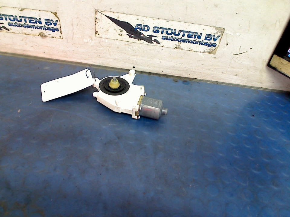 Motor Raammechaniek Rechts Voor E (W212) 2009, Gebruikt, Mercedes-Benz AG, Mercedes-Benz, Mercedesstraße 120, Stuttgart 70372, , Duitsland
