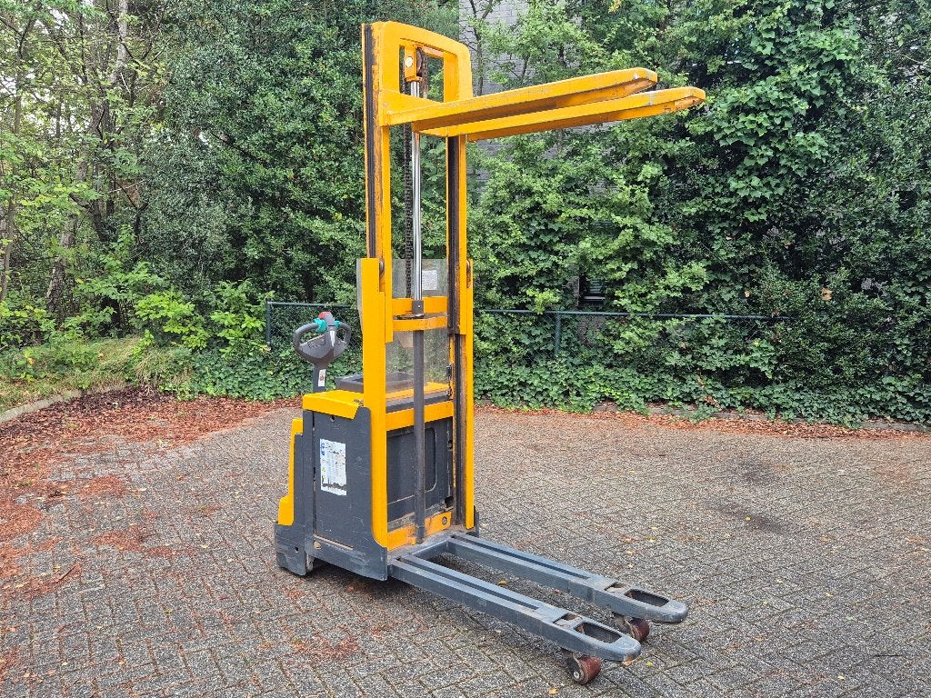 Jungheinrich EJD220 palletstapelaar 2013, Doe-het-zelf en Verbouw, Ophalen, Gebruikt