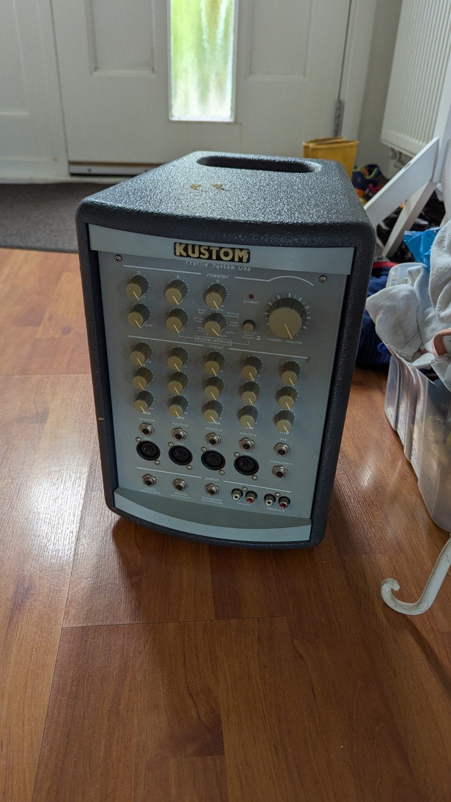 Kustom Profile System One PA-systeem, Ophalen of Verzenden, Gebruikt, 5 tot 10 kanalen, Microfooningang