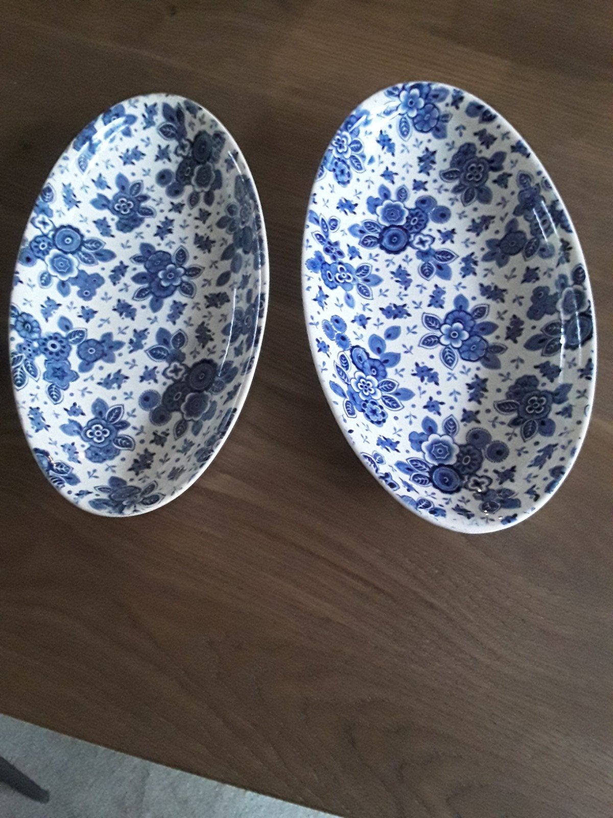 2 vleesschaaltjes beatrix servies., Antiek en Kunst, Ophalen of Verzenden