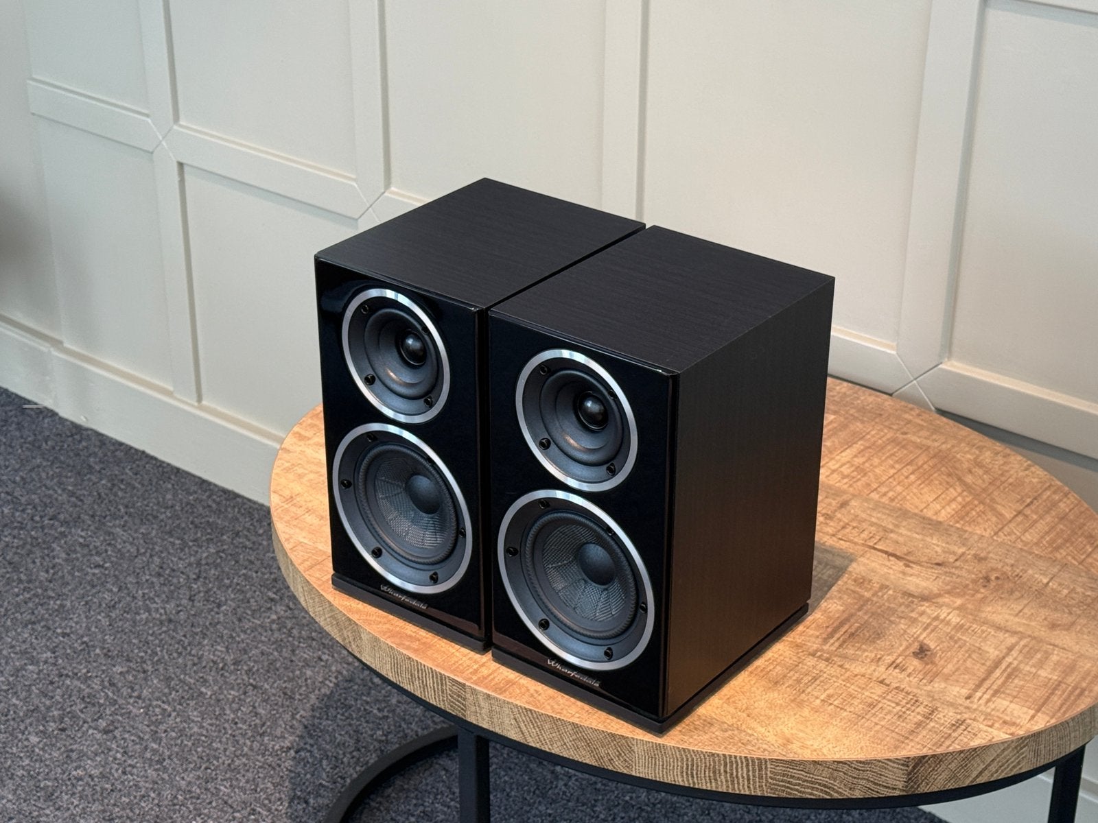 Wharfedale Diamond 220, Wharfedale, Ophalen of Verzenden, Zo goed als nieuw, 60 tot 120 watt