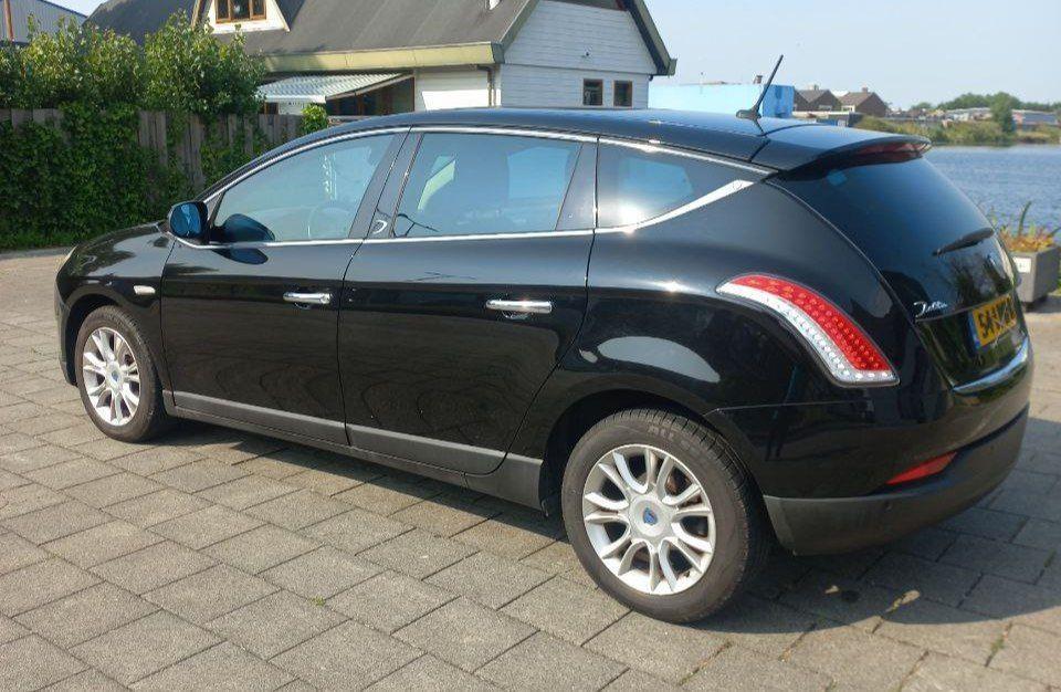 Lancia Delta 1.4-nieuwe apk,airco, navigatie, cruise Control, Voorwielaandrijving, Navigatiesysteem, Gebruikt, 1295 kg