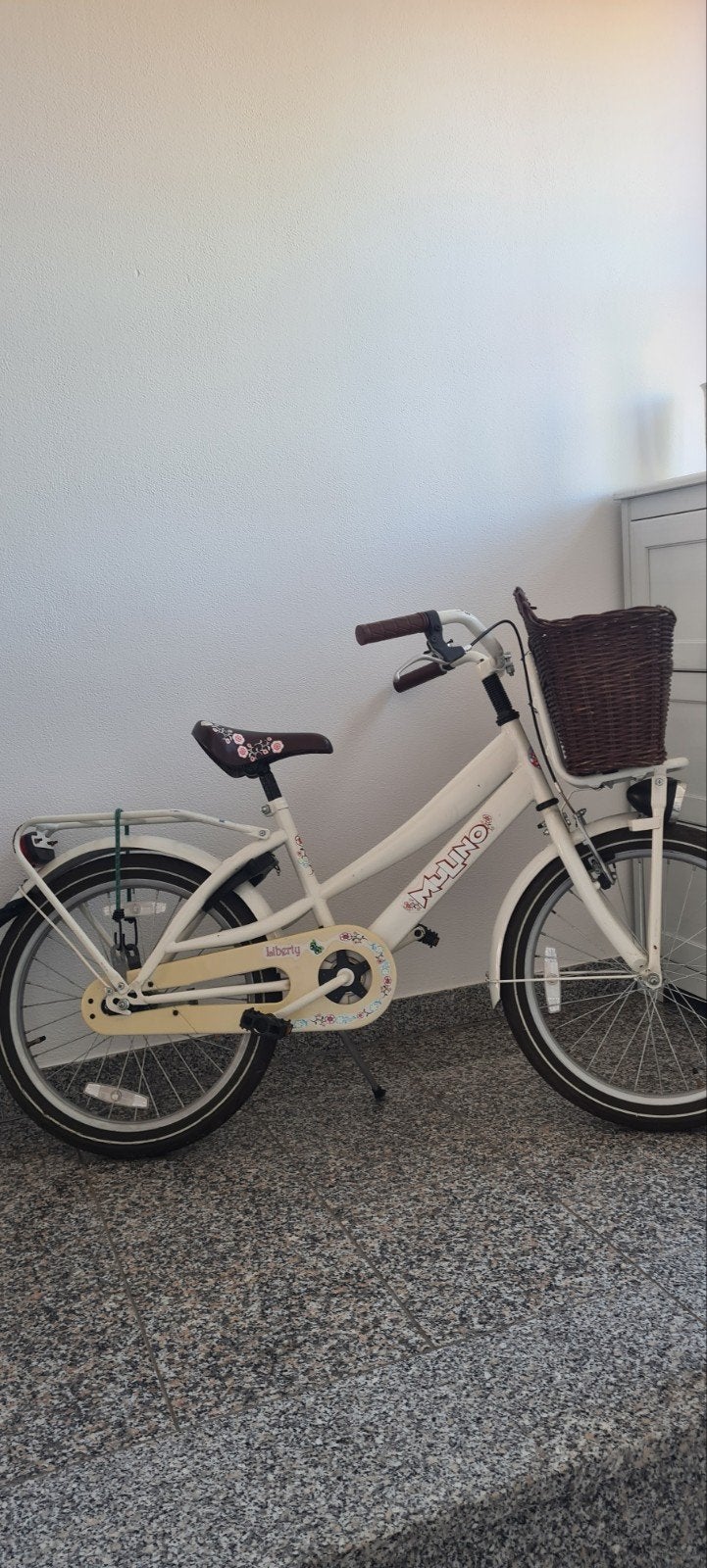 MOLINO Kinderfiets met mand - 20 inch, Fietsen en Brommers, Fietsen | Kinderfietsjes, Ophalen, Gebruikt, 20 inch of meer