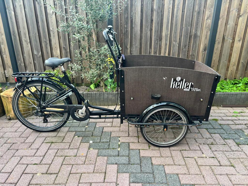 Z,G,O,H, Bakfiets Merk Keiler Geschikt voor 4 kinderen, Fietsen en Brommers, 4 kinderen of meer, Velgrem, Zo goed als nieuw, Ophalen