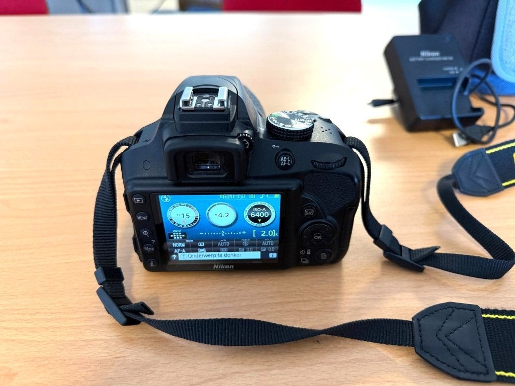 Nikon D3300 spiegelreflex camera met lens en tas, Ophalen, Gebruikt, Spiegelreflex, Geheugenkaart