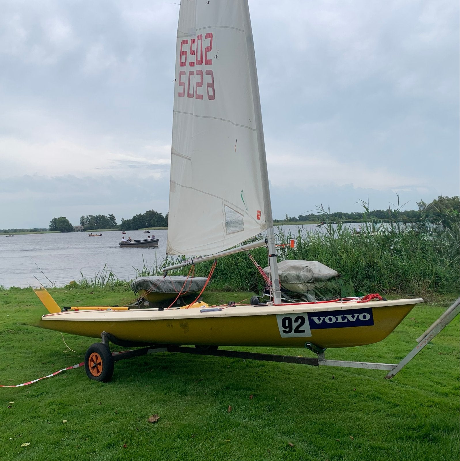 Laser zeilboot met XD beslag en waltrailer, Watersport en Boten, Ophalen, Laser, Gebruikt, Dekzeil