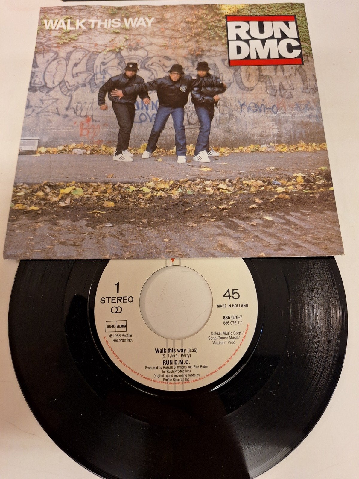 RUN DMC - Walk this way, 1986., Fotohoes, Verzenden, 7 inch