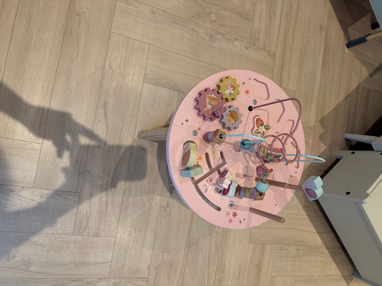Houten activiteiten tafel voor baby's en peuters, Kinderen en Baby's, Ophalen of Verzenden, Gebruikt, Overige typen