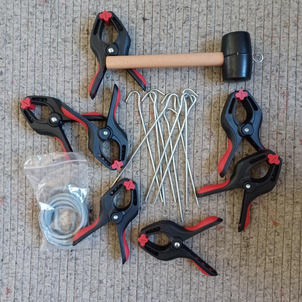 Marktkraamklem 7 st + tenthamer + 8 elastieken en haringen, Ophalen of Verzenden, Nieuw