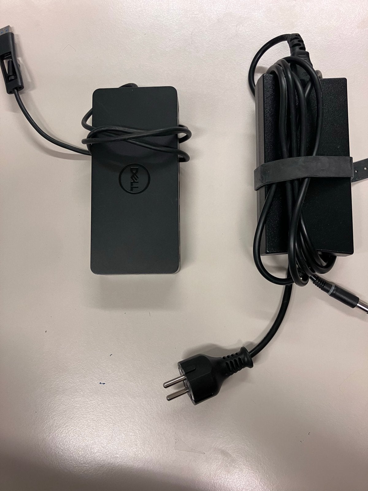 Dell D6000 Universeel USB-C Docking Station met Adapter, Computers en Software, Ophalen, Gebruikt, Docking station, Laptop