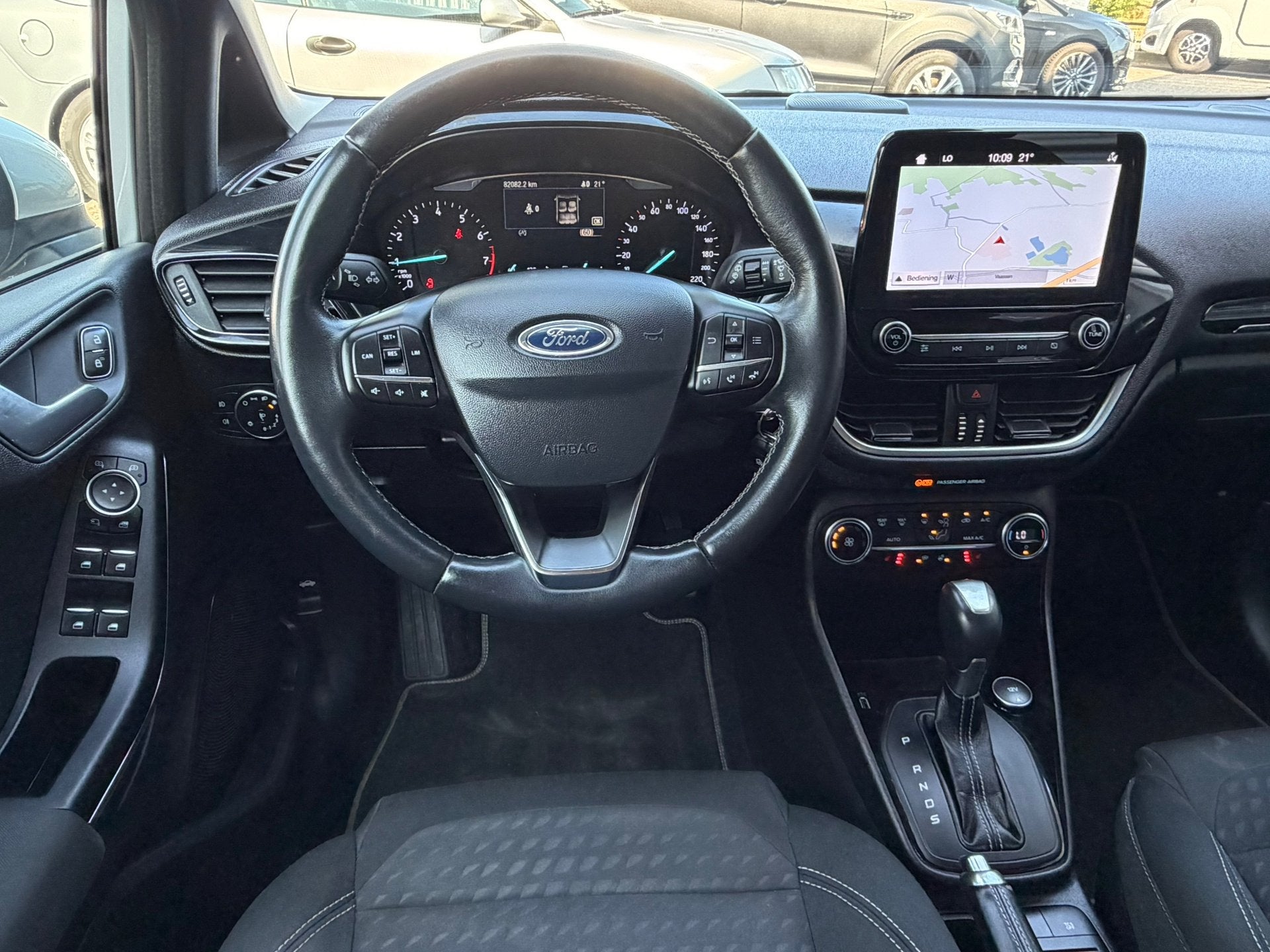Ford Fiesta 1.0 101PK Automaat,Navi,Clima,Cruise,Carplay,Iso, Auto's, Gebruikt, Lichtsensor, 620 kg, Origineel Nederlands