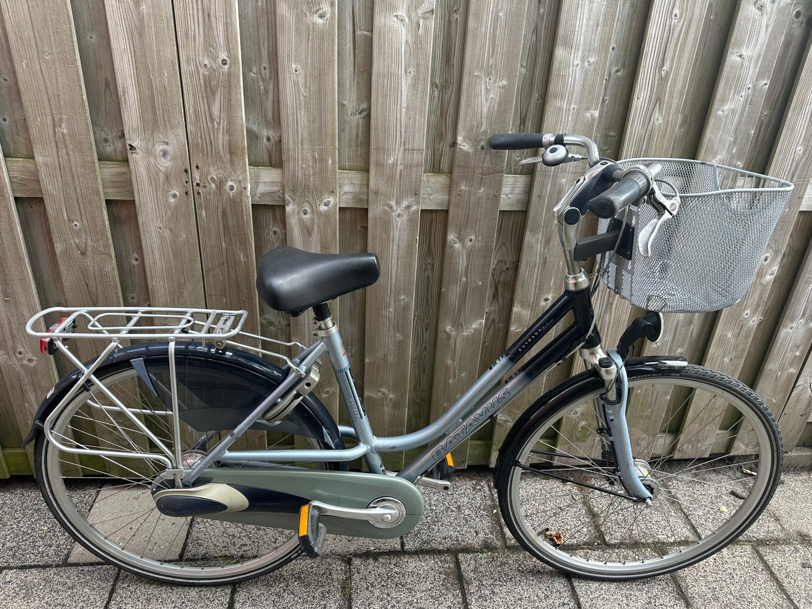 Batavus damesfiets 28 inch 7 versnell met fietsmand, Fietsen en Brommers, Fietsen | Dames | Damesfietsen, 47 tot 50 cm, Versnellingen