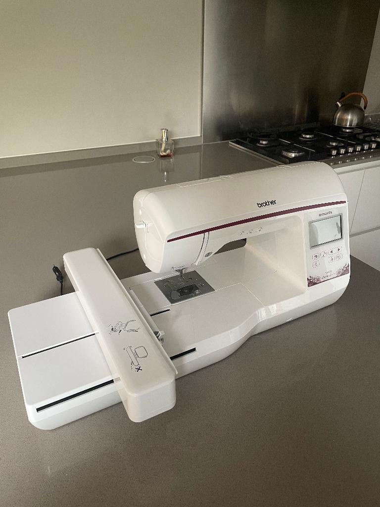 Brother Innov-is 870SE borduurmachine, Ophalen, Zo goed als nieuw, Machineborduren, Borduurmachine