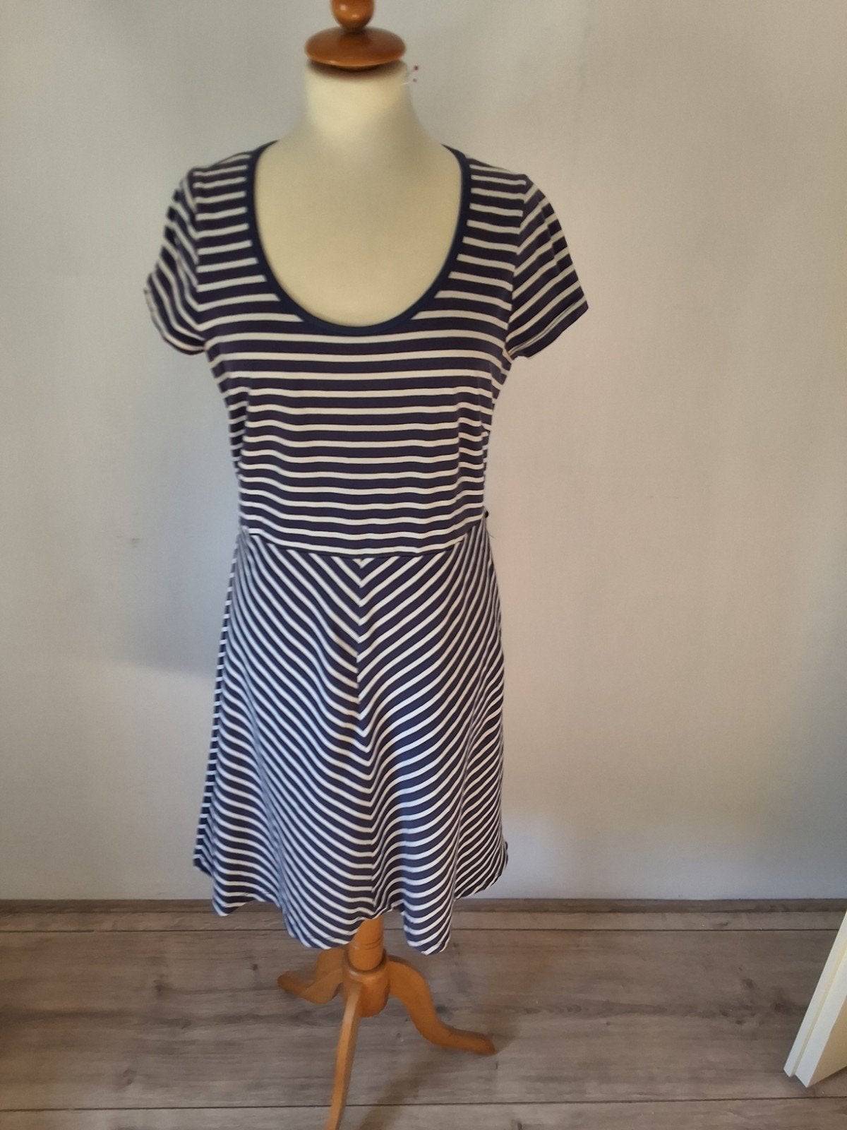 Blauw/wit gestreept zomerjurkje maat L van King Louie, Kleding | Dames, Blauw, Maat 42/44 (L), Ophalen of Verzenden, Zo goed als nieuw