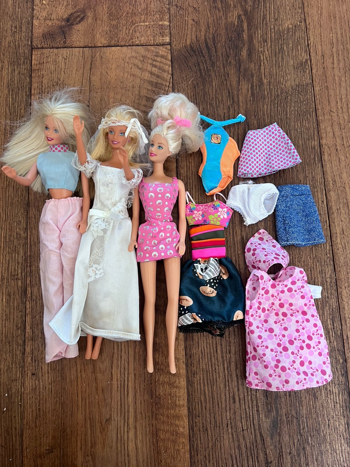 Barbiepoppen met extra kleertjes, Kinderen en Baby's, Ophalen, Gebruikt, Barbie