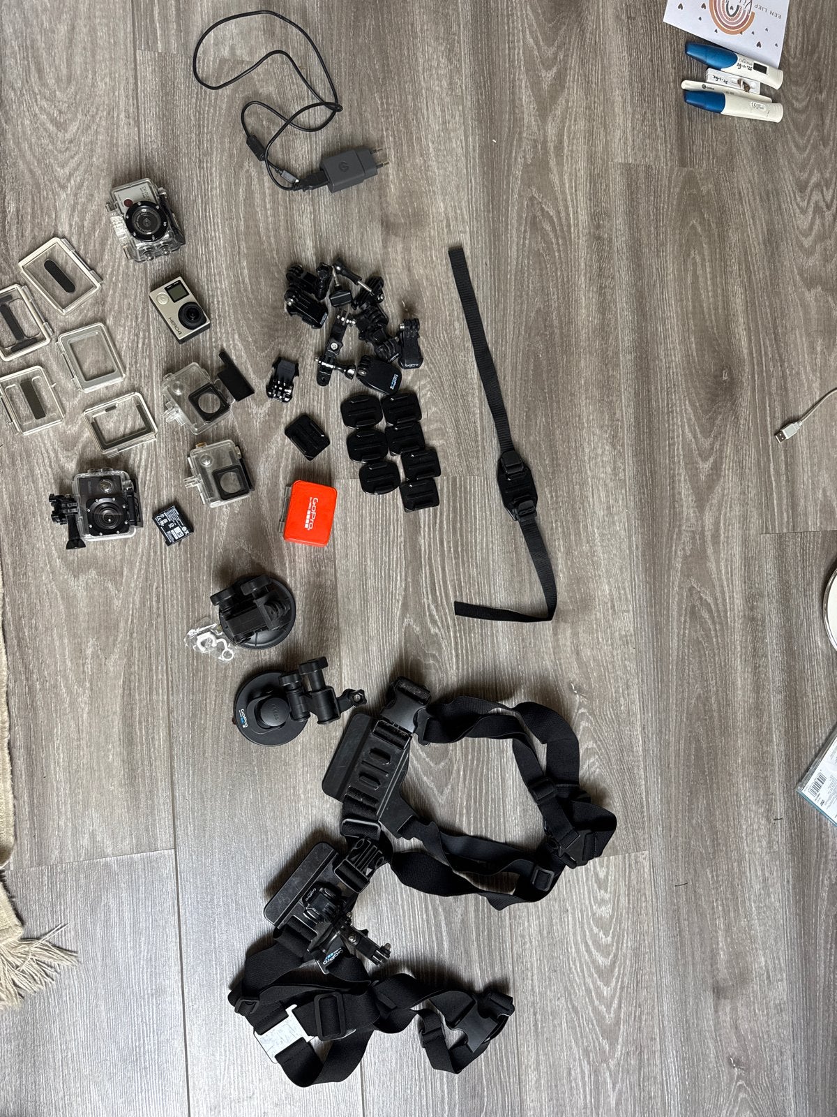 GoPro Hero 4 + 2 look-alikes met heel veel accessoires, Audio, Tv en Foto, Actiecamera's, Ophalen of Verzenden, Gebruikt, GoPro