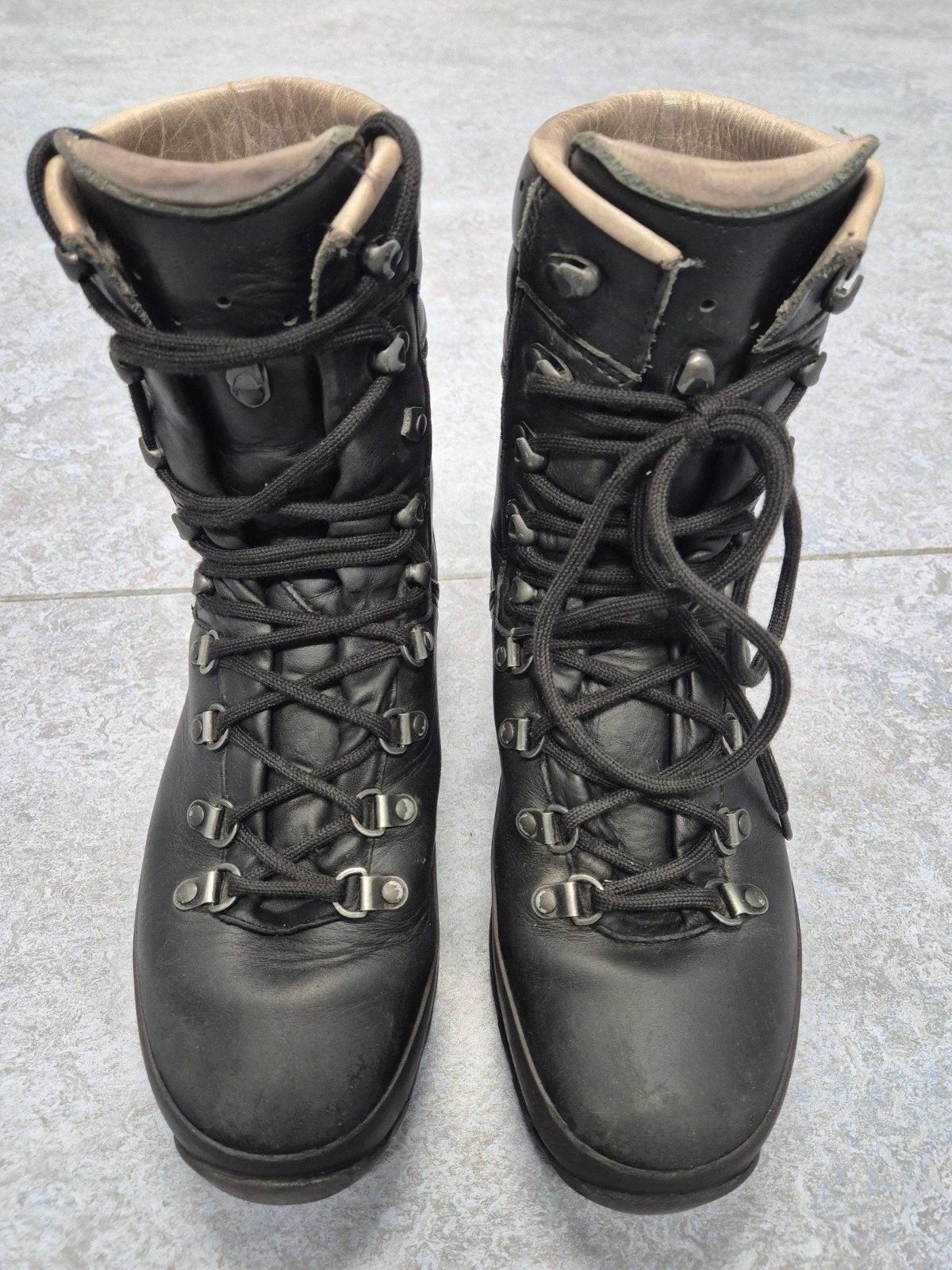Lowa GTX Mountain Combat Boots - 42 1/2, Ophalen of Verzenden, Gebruikt, Schoenen