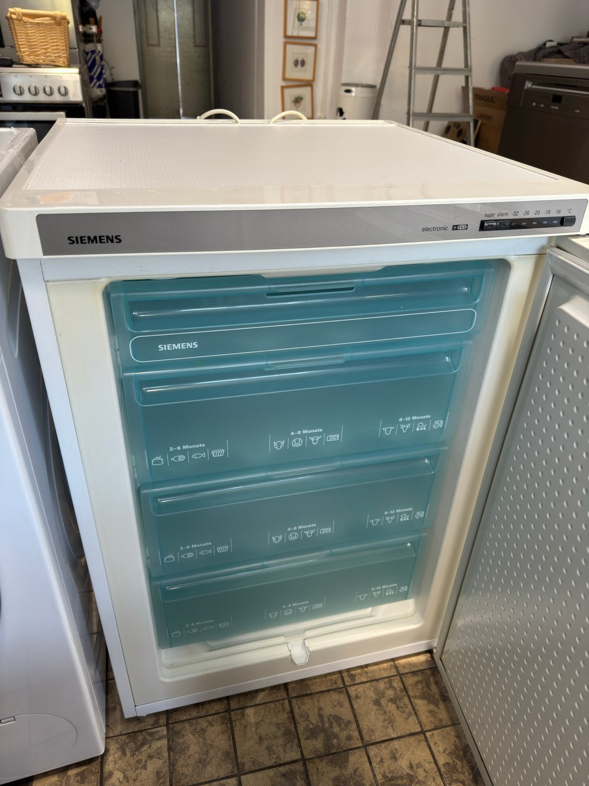 Siemens Tafelmodel Vriezer - 4 Laden, 60x85cm, Gebruikt, Minder dan 60 cm, Vrijstaand, Ophalen
