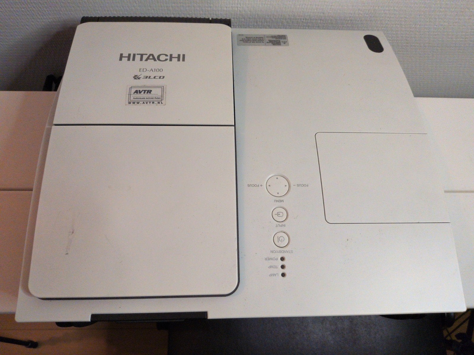 Hitachi ED-A100 3LCD Projector, Ophalen, Gebruikt, LCD, Overige resoluties