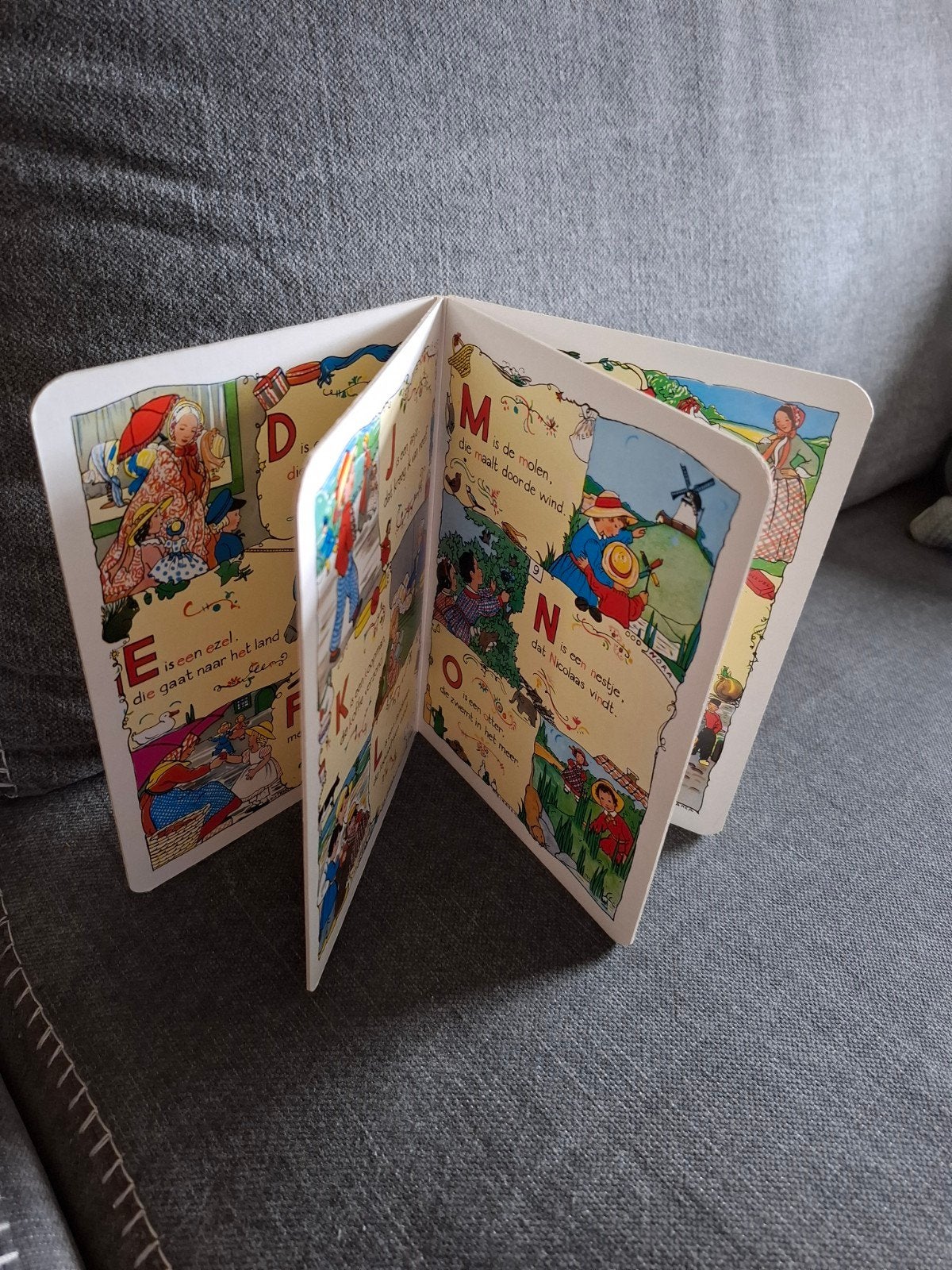 Prachtig Vintage ABC Boekje "A is een aapje" - Rie Cramer, Boeken, Kinderboeken | Jeugd | onder 10 jaar, Ophalen of Verzenden
