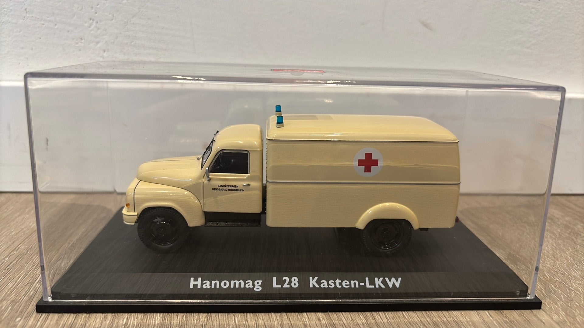 Hanomag L 28, Ophalen of Verzenden, Zo goed als nieuw, Auto, Schuco